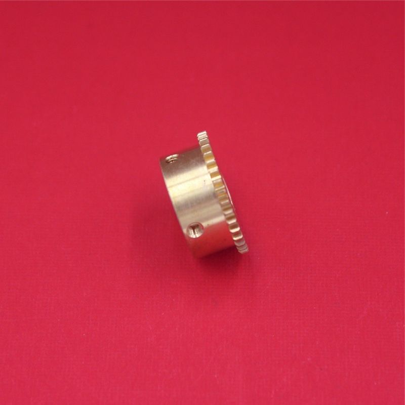 KYD-MC424-000 223E0481 630 133 5032 221C0100 ЗАЦЕПЛЯЮТ части фидера SMT для фидера машины Хитачи
